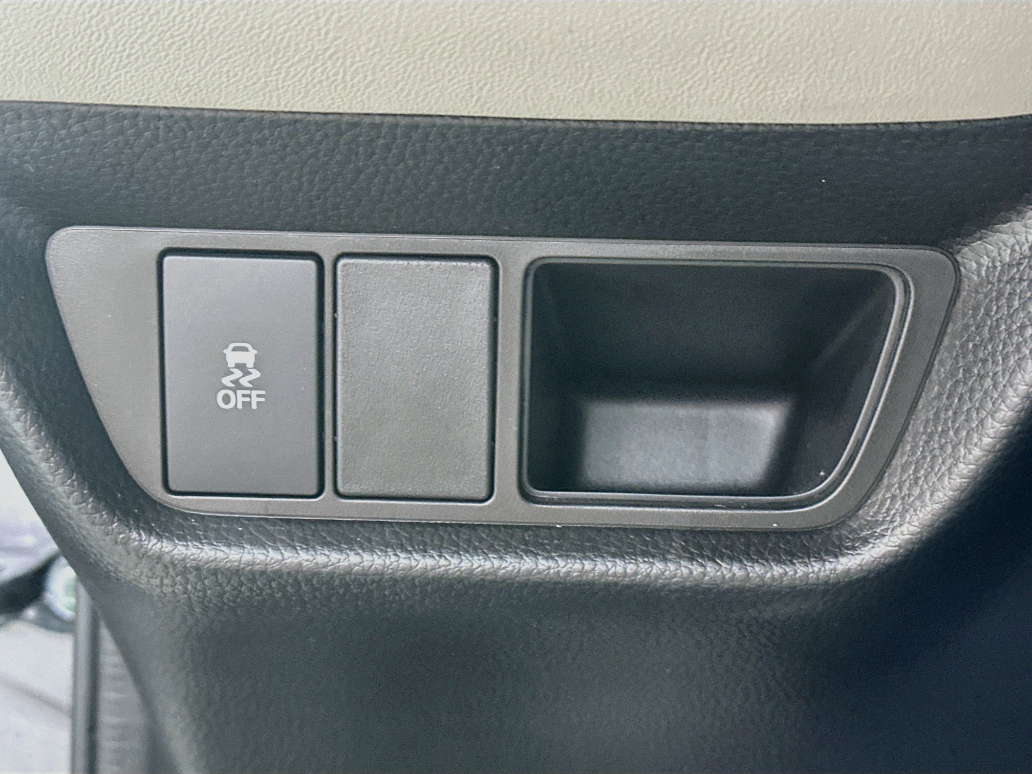 New 2027 Honda HR-V LX image 10