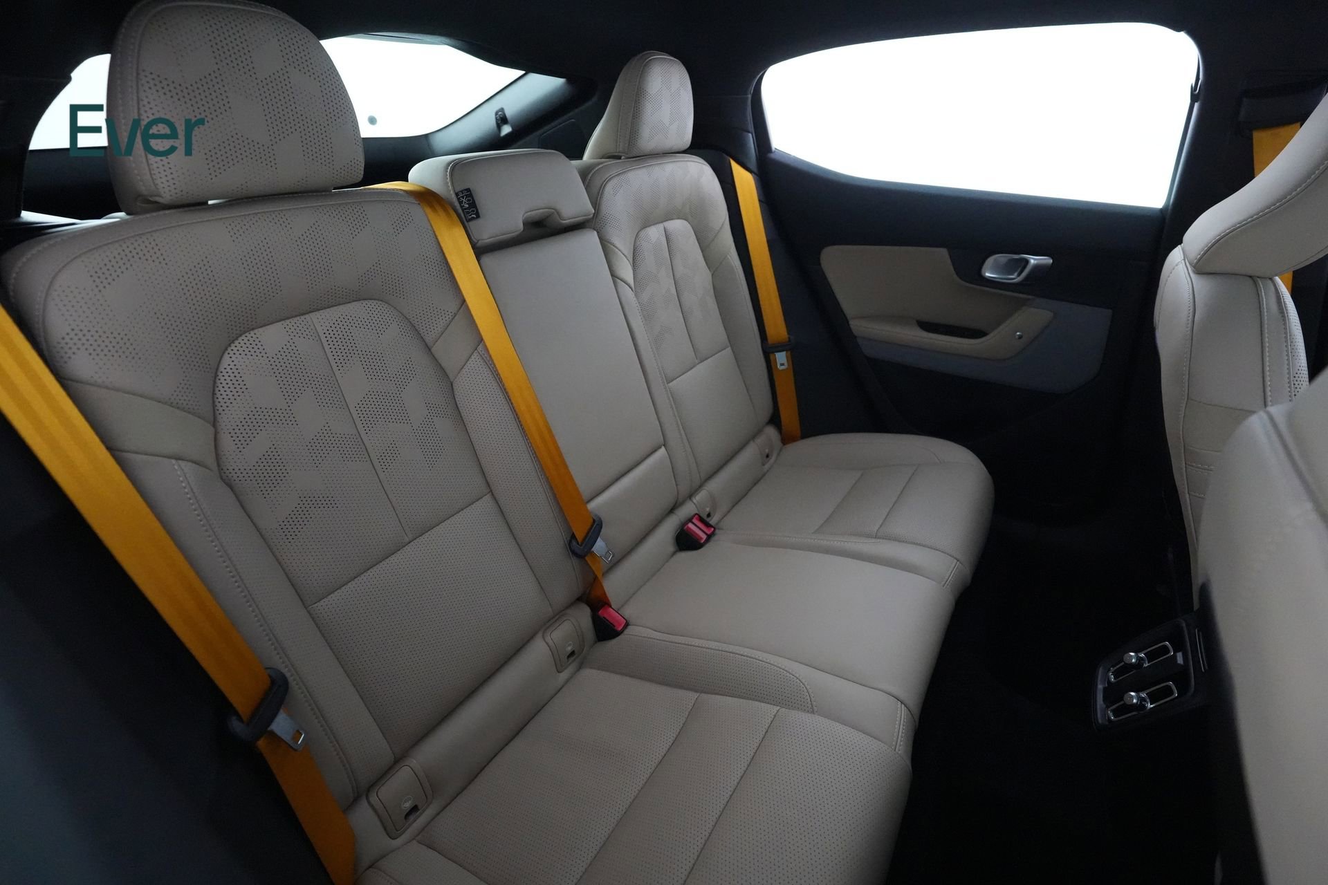 Used 2022 Polestar Polestar 2 w/ Performance Package AWD/4WD image 5