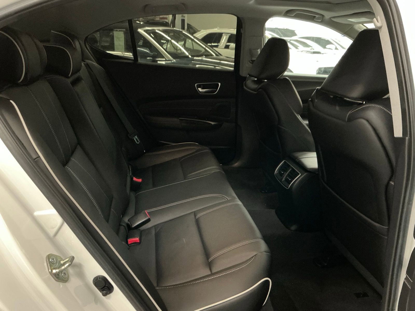 Used 2020 Acura TLX V6 w/ Technology Package image 15