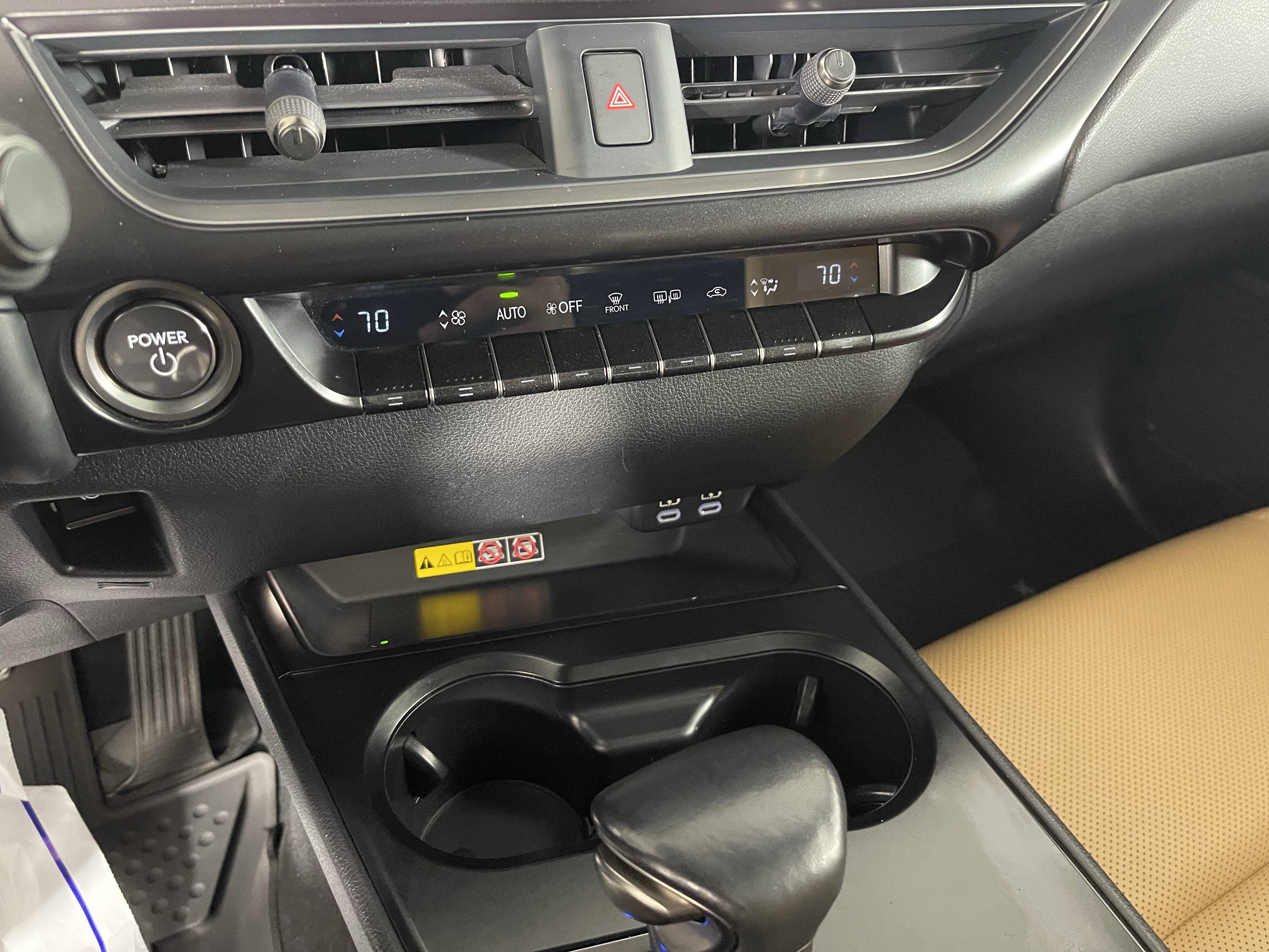 Used 2024 Lexus UX 250h AWD w/ Premium Package image 14