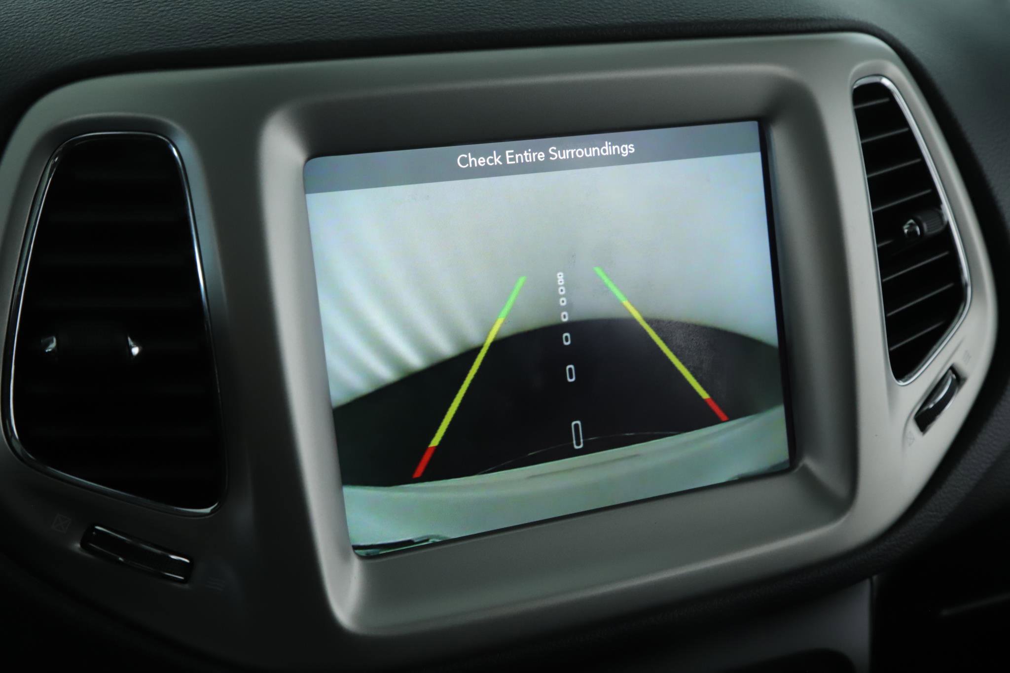 Used 2019 Jeep Compass High Altitude image 14