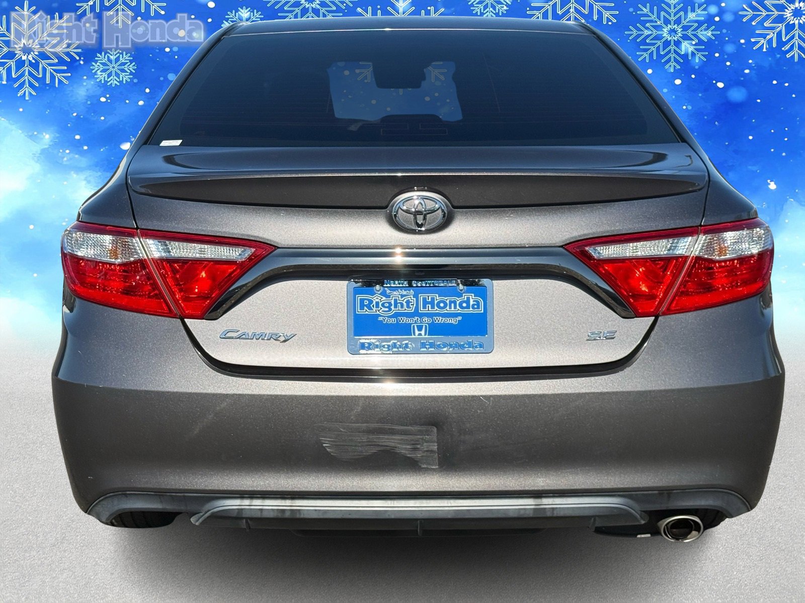 Used 2016 Toyota Camry SE image 6