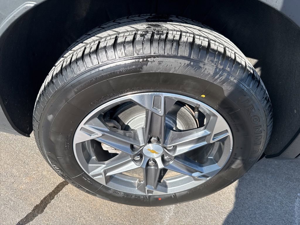 Used 2025 Chevrolet Blazer LT image 12