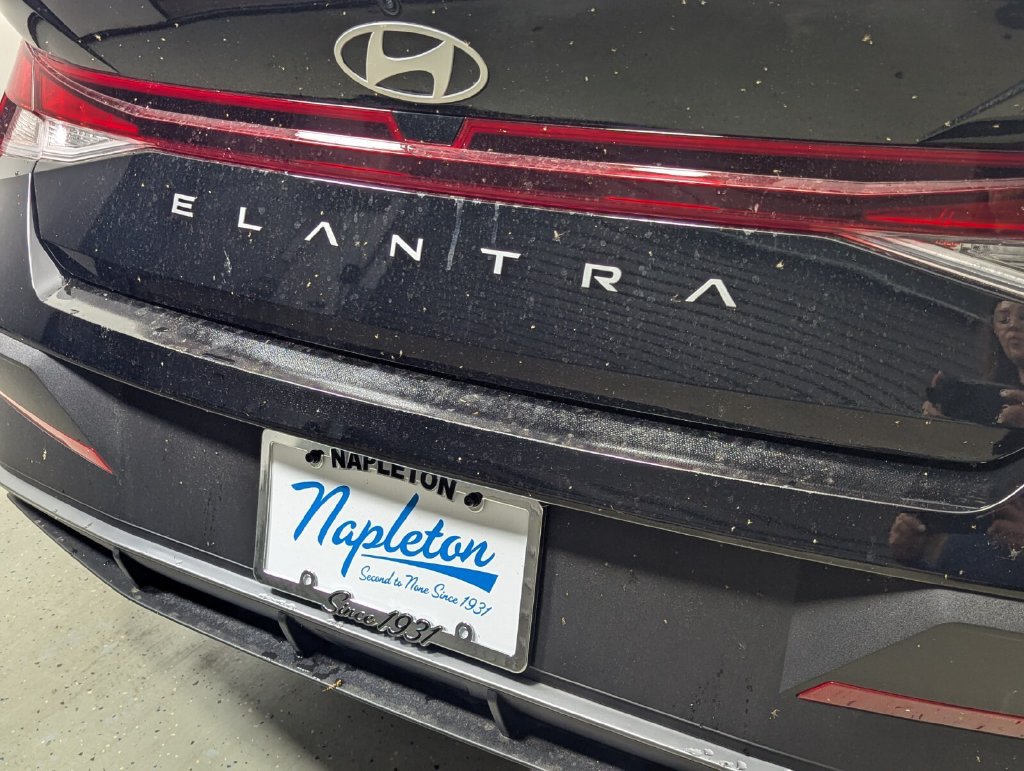 New 2026 Hyundai Elantra SE FWD image 8