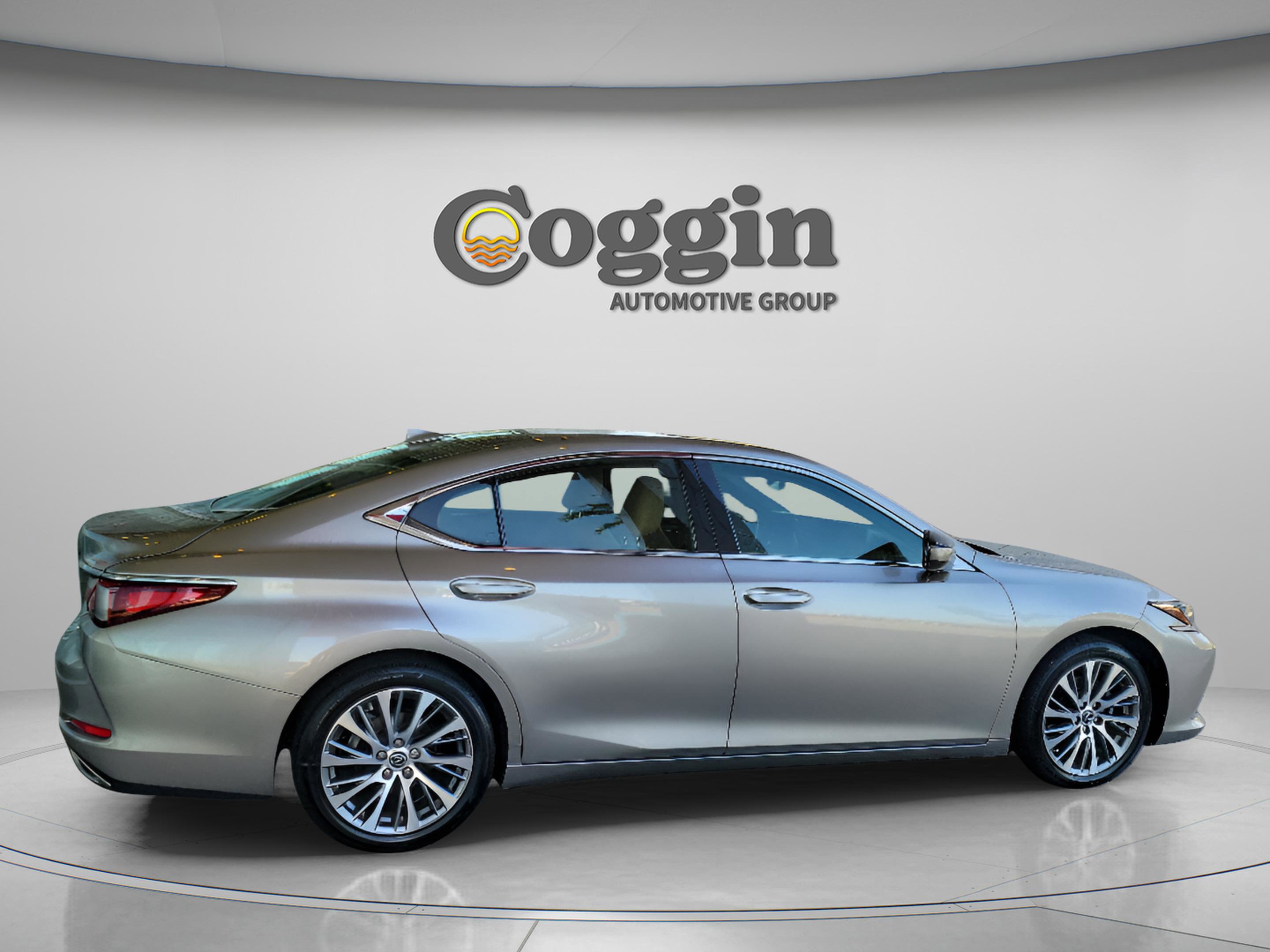 Used 2020 Lexus ES 350 w/ Premium Package image 5