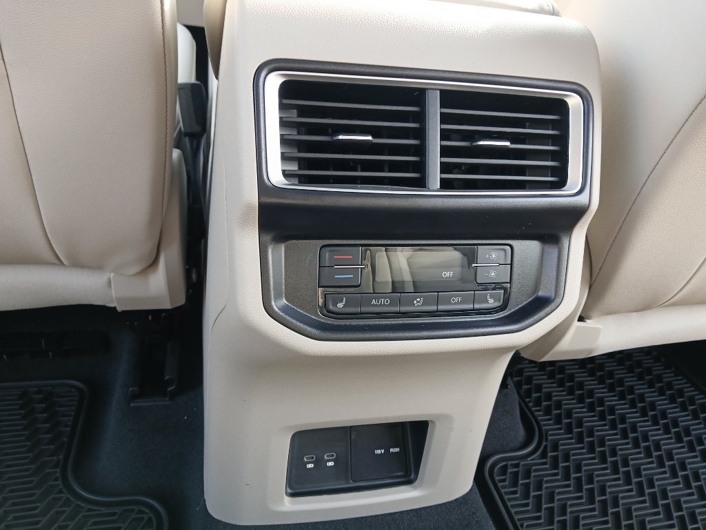 New 2026 Volkswagen Atlas SEL AWD/4WD image 21