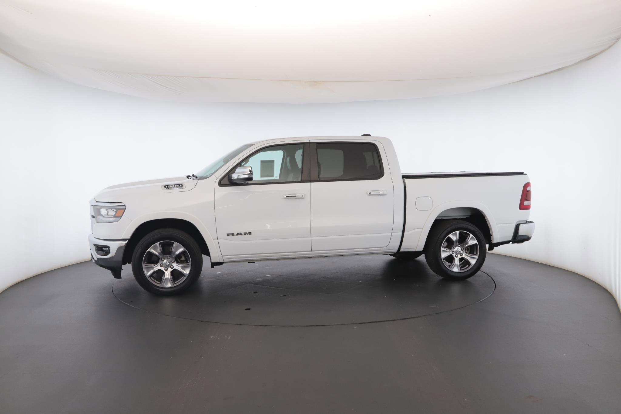 Used 2022 RAM 1500 Laramie AWD/4WD image 44