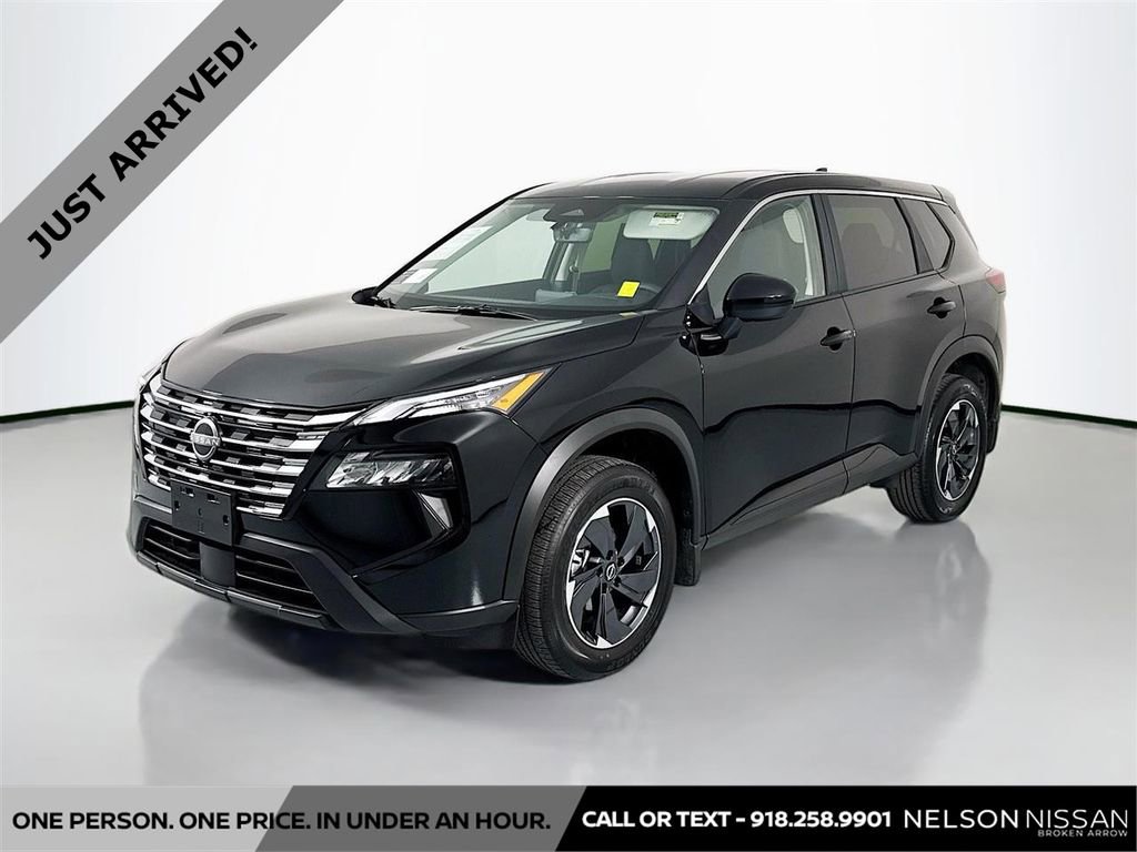 Certified 2025 Nissan Rogue SV image 1