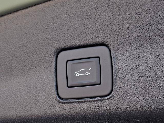 Certified 2024 Chevrolet TrailBlazer RS w/ Convenience Package AWD/4WD image 31
