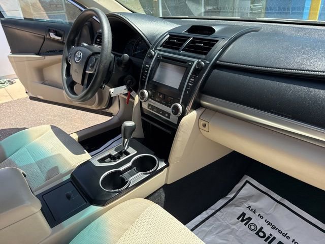 Used 2014 Toyota Camry LE w/ Moonroof Package FWD image 24