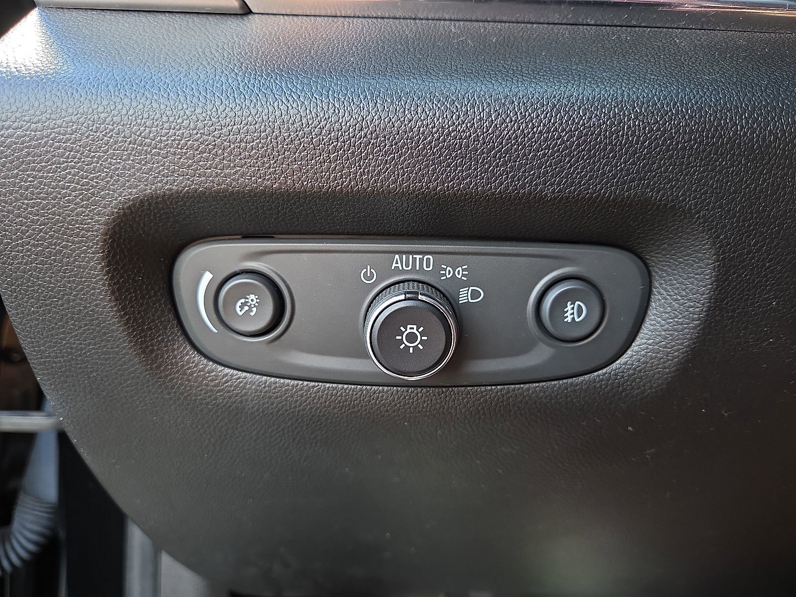 Used 2019 Chevrolet Traverse LT w/ LT Premium Package image 26