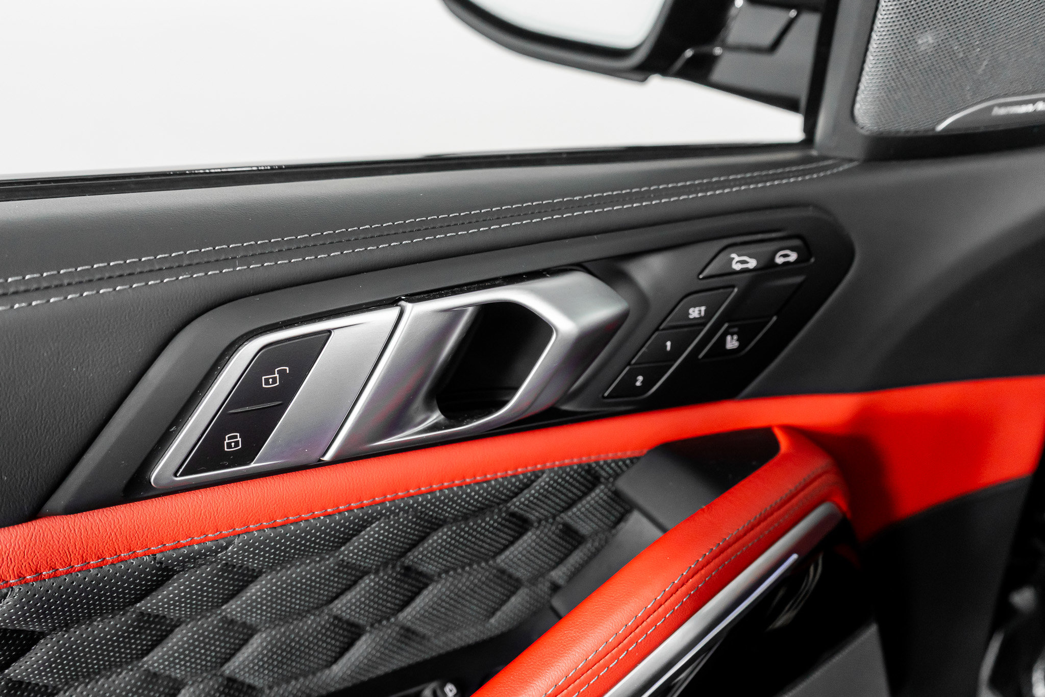 Used 2025 BMW X6 M Competition image 49