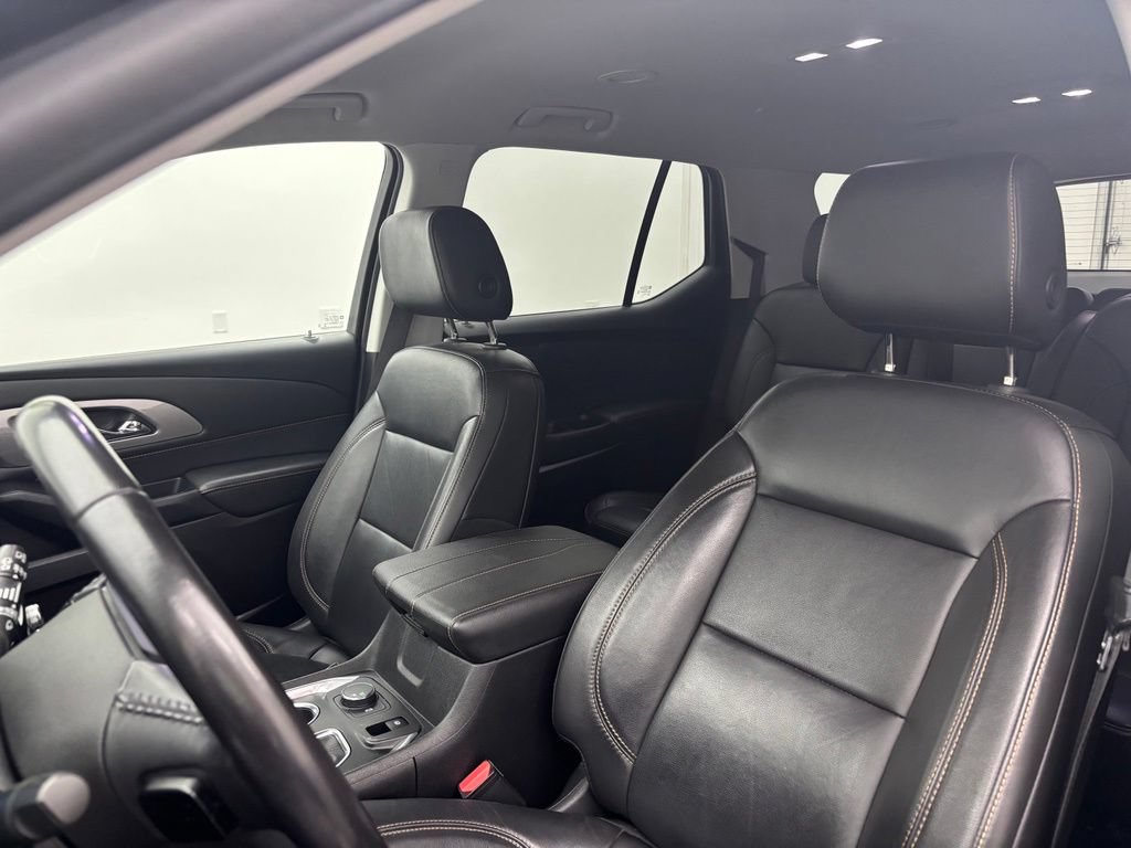 Used 2019 Chevrolet Traverse LT FWD image 22