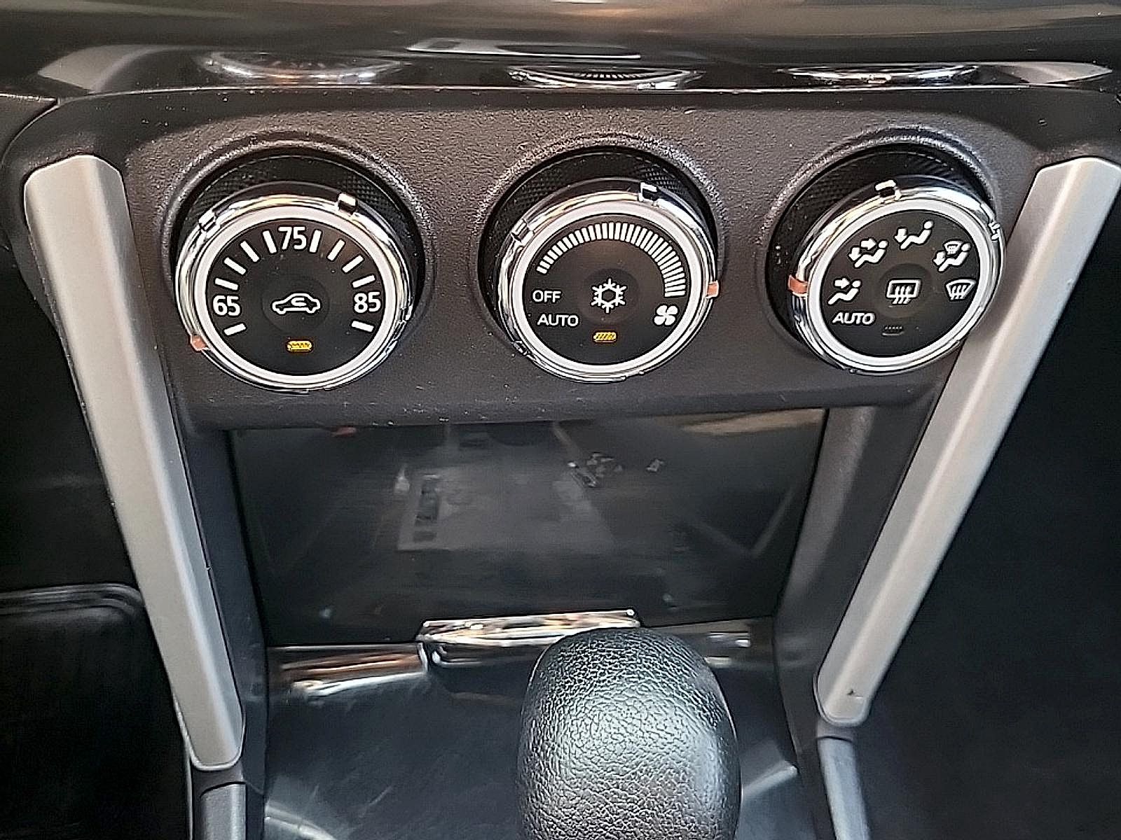 Used 2016 Mitsubishi Lancer ES AWD/4WD image 24