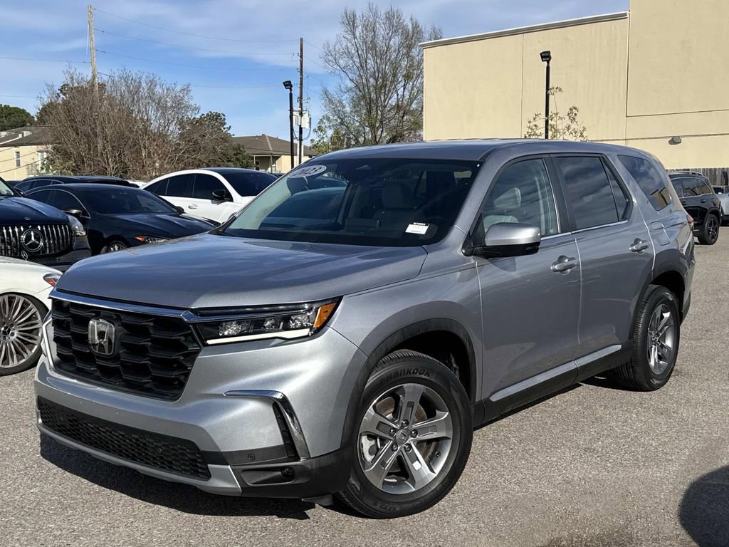 Used 2023 Honda Pilot EX-L image 3