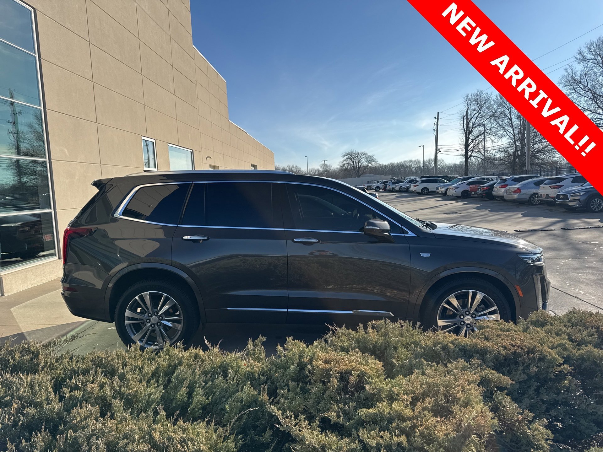 Used 2020 Cadillac XT6 Premium Luxury w/ Platinum Package image 5