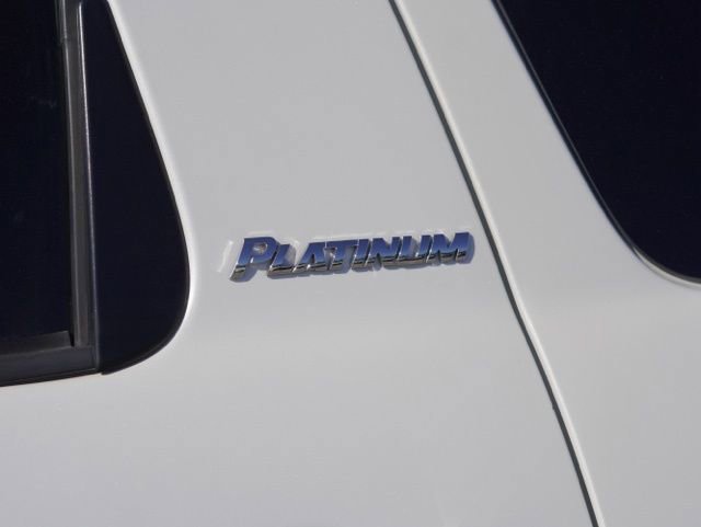 Used 2019 Toyota Sequoia Platinum w/ Carpet Mat Package (TMS) AWD/4WD image 11