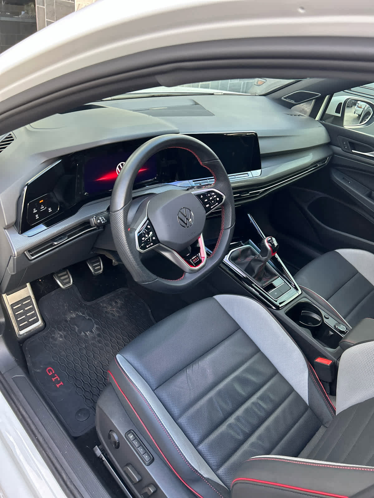 Used 2023 Volkswagen GTI Autobahn image 5