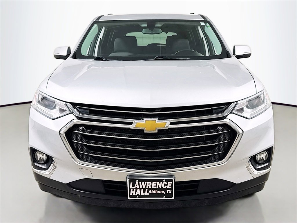 Used 2020 Chevrolet Traverse LT image 2