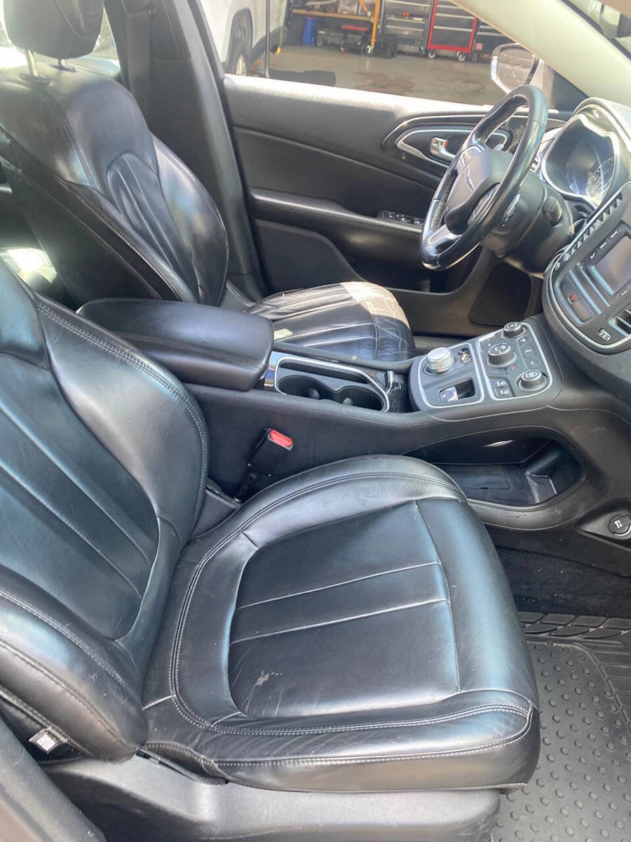 Used 2015 Chrysler 200 C image 13