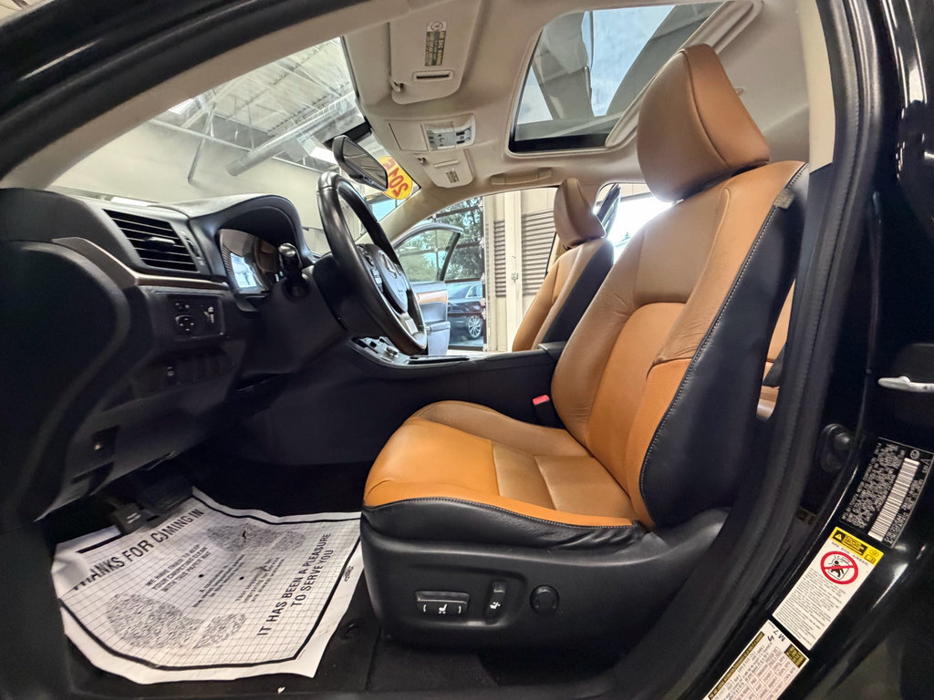 Used 2015 Lexus CT 200h FWD image 55