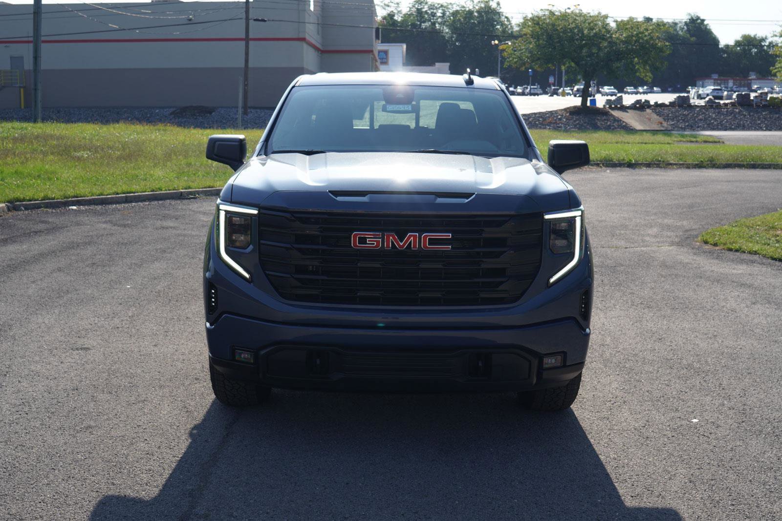 New 2026 GMC Sierra 1500 Elevation image 9