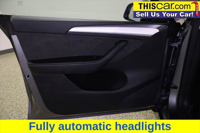 Used 2025 Tesla Model Y Long Range image 22