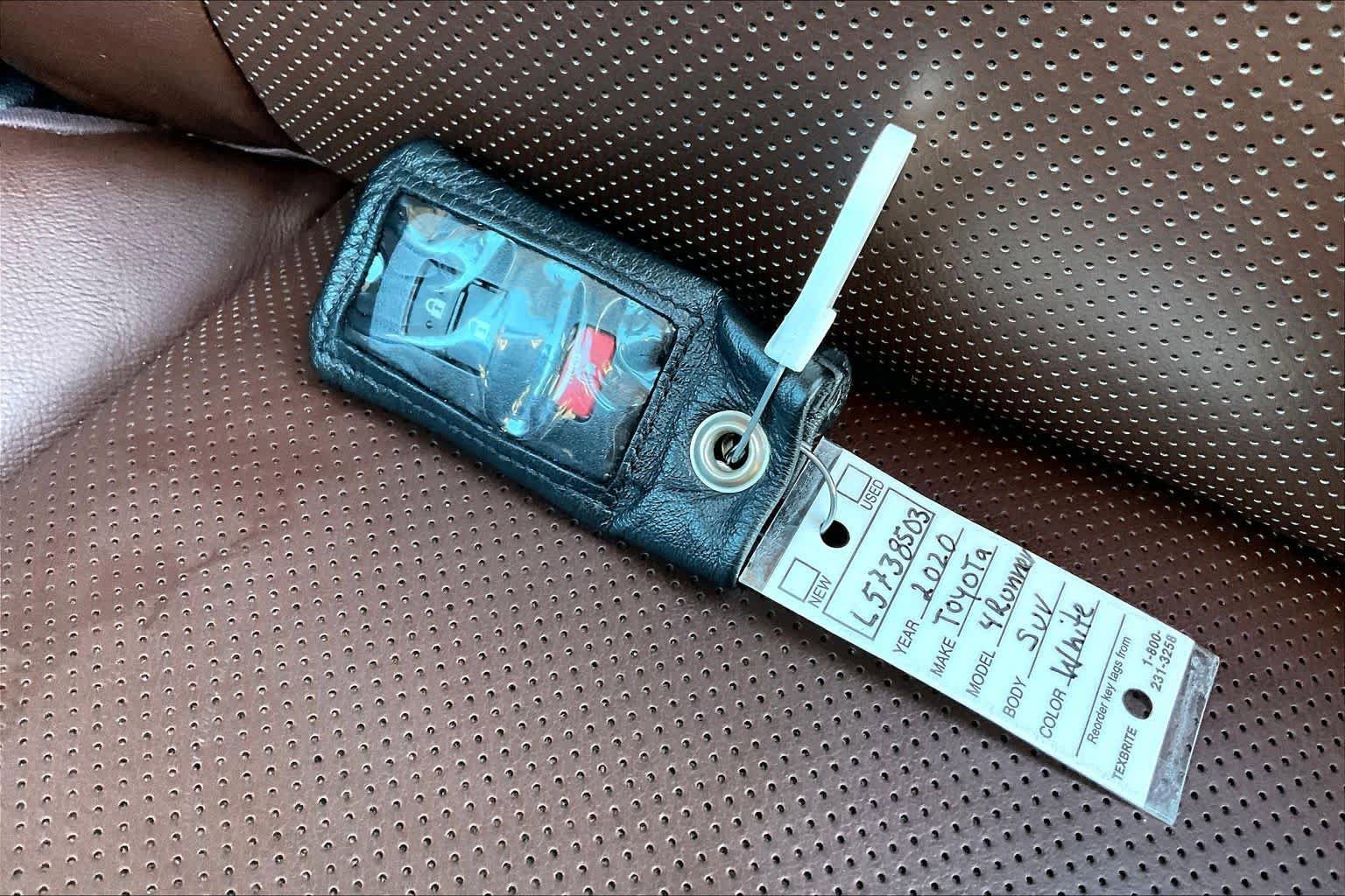 Used 2020 Toyota 4Runner Limited AWD/4WD image 15