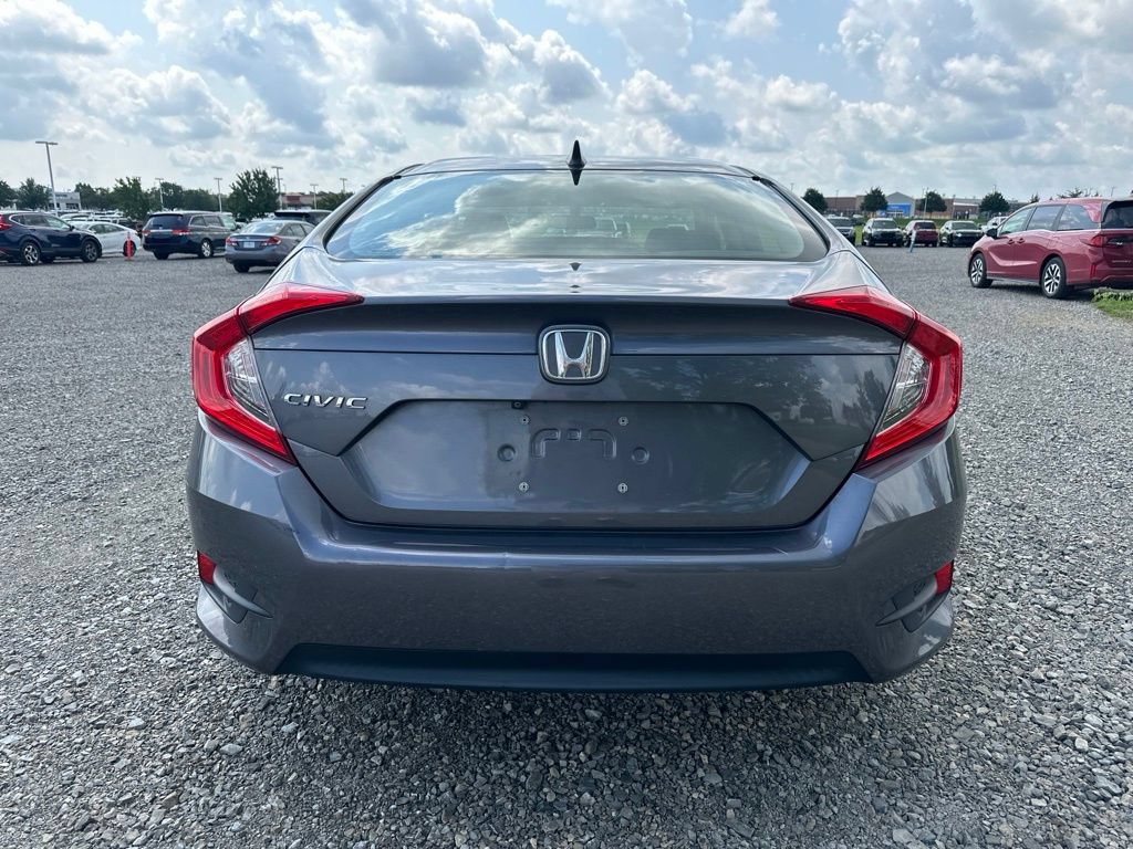 Used 2018 Honda Civic EX image 9