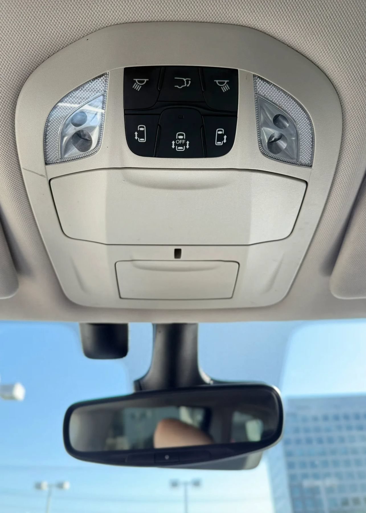 Used 2022 Chrysler Pacifica Touring-L FWD image 19