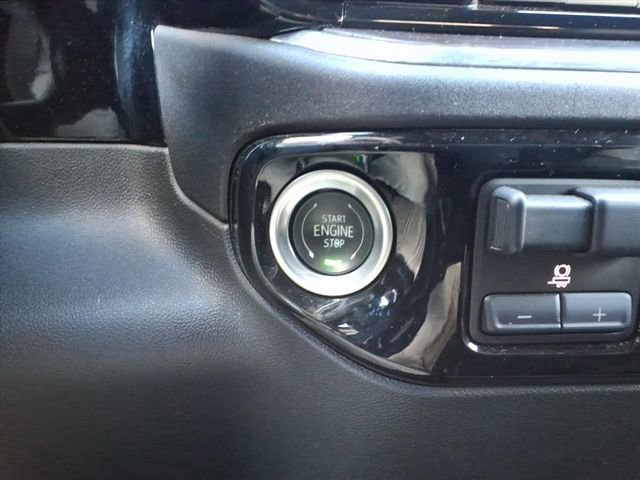 Used 2025 GMC Sierra 1500 SLT image 21