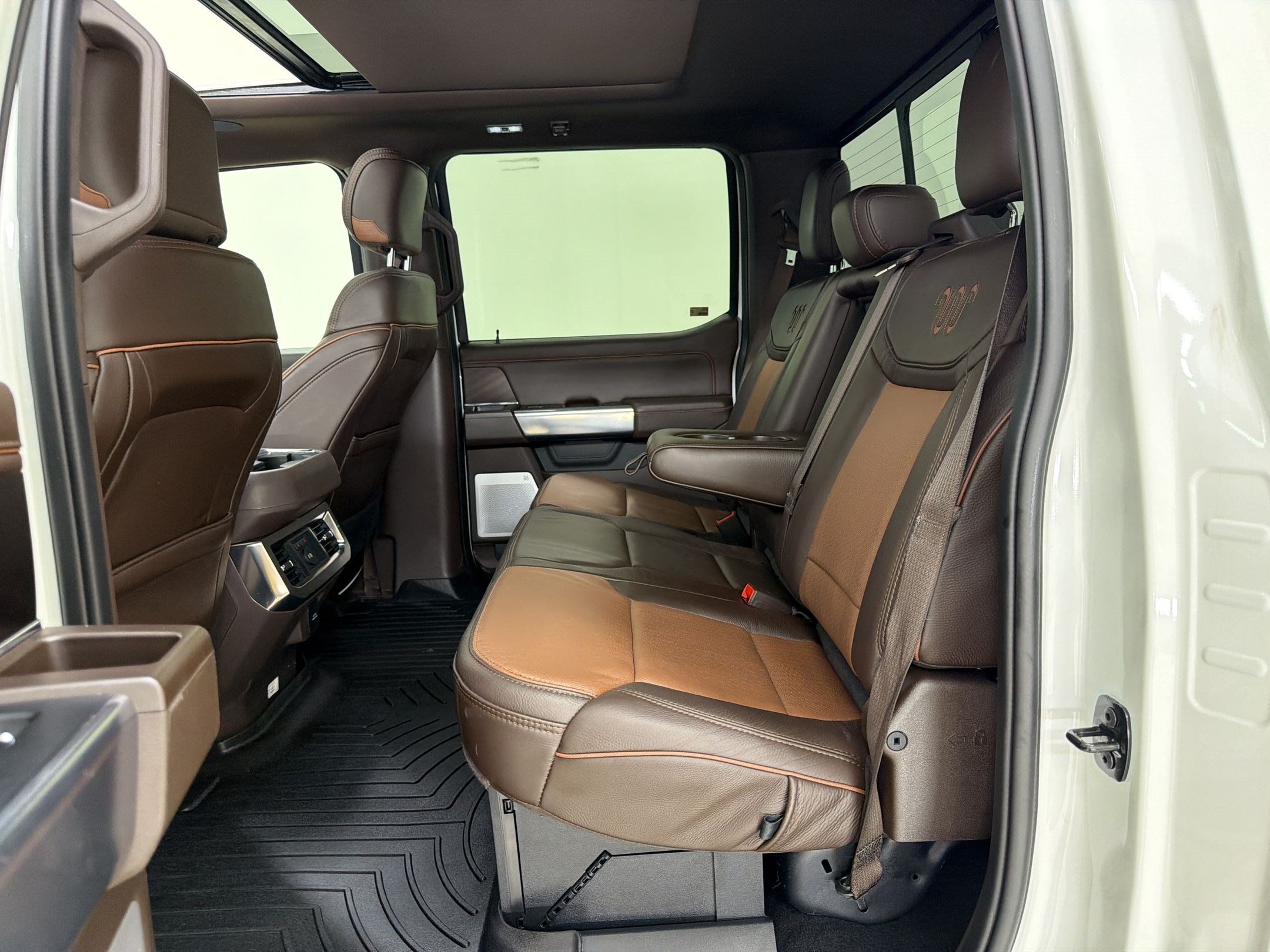 Certified 2025 Ford F450 King Ranch w/ FX4 Off-Road Package AWD/4WD image 25