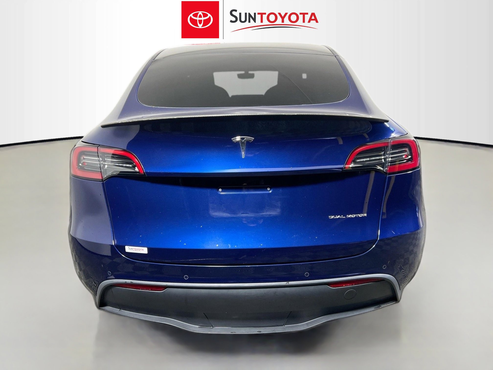 Used 2022 Tesla Model Y Long Range image 5