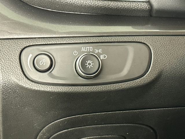 Used 2018 Buick Encore Preferred image 19