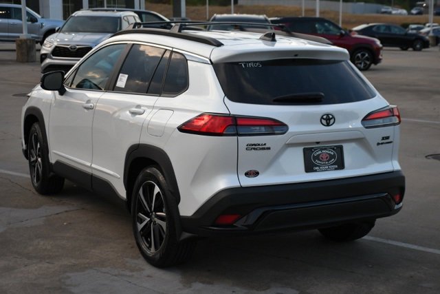 New 2025 Toyota Corolla Cross AWD Hybrid image 3