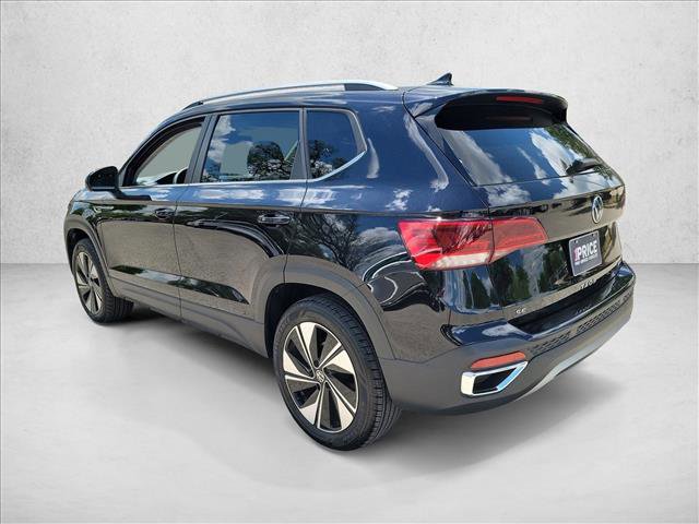Used 2024 Volkswagen Taos SE image 7