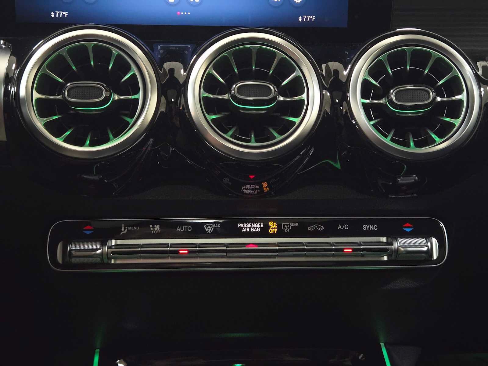 New 2026 Mercedes-Benz GLB 250 4MATIC image 28