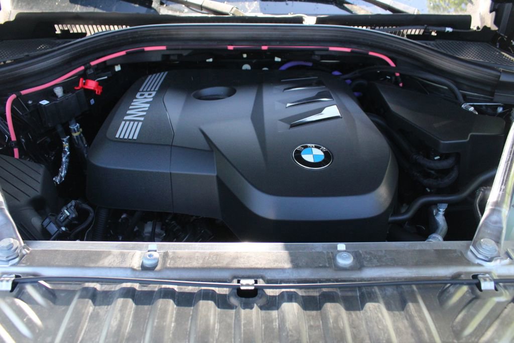 Used 2026 BMW X3 xDrive30 w/ M Sport Package AWD/4WD image 3