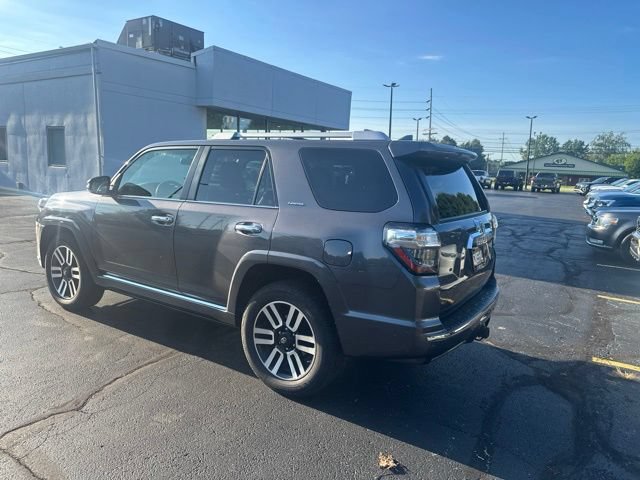 Used 2018 Toyota 4Runner Limited AWD/4WD image 5
