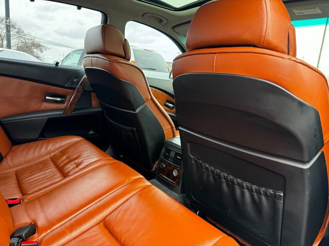Used 2006 BMW 530xi Sedan image 19