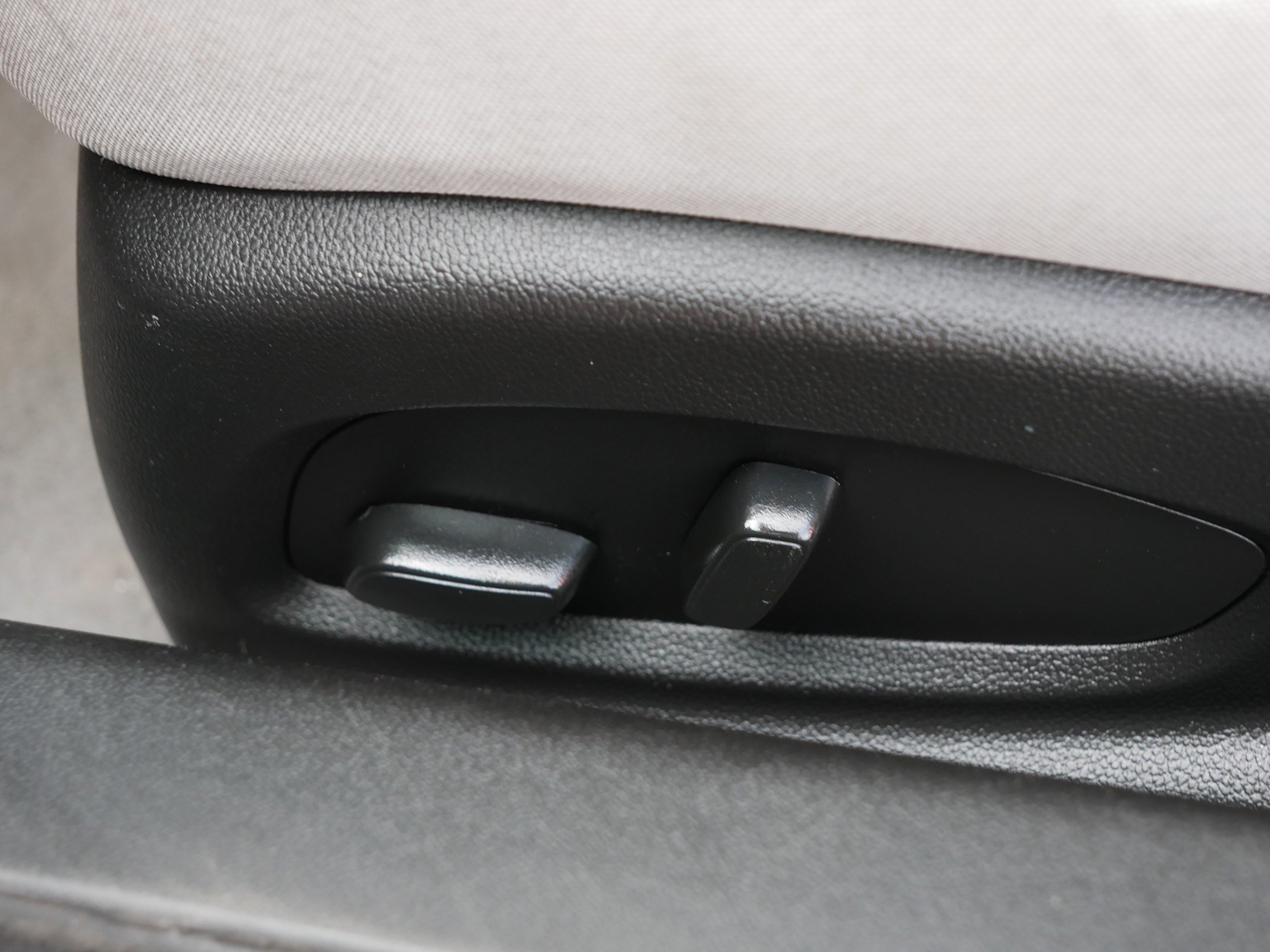 Used 2023 Chevrolet Camaro LT image 20