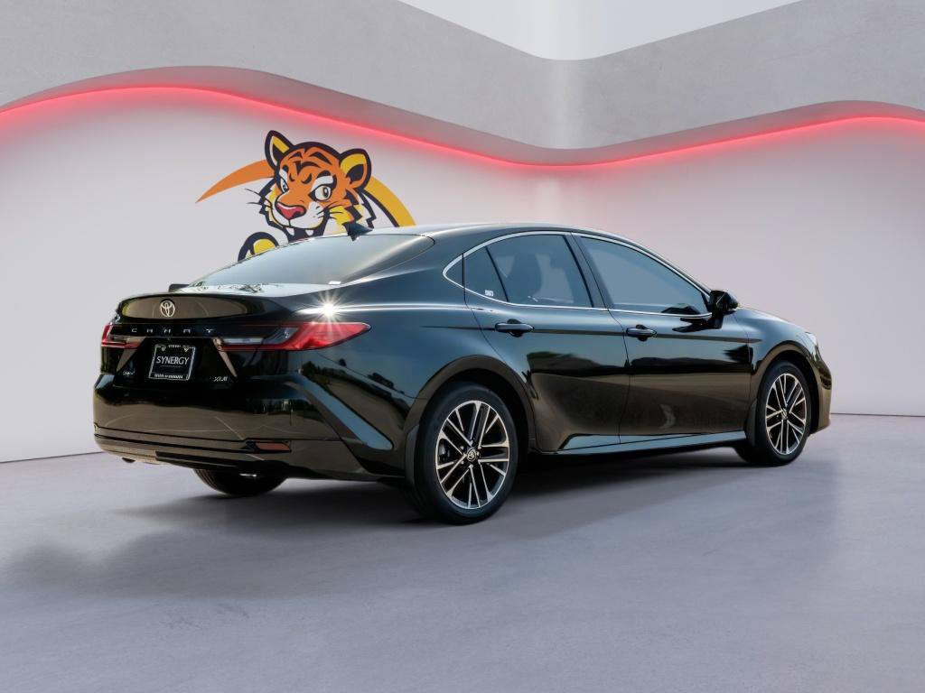 Used 2026 Toyota Camry XLE FWD image 6