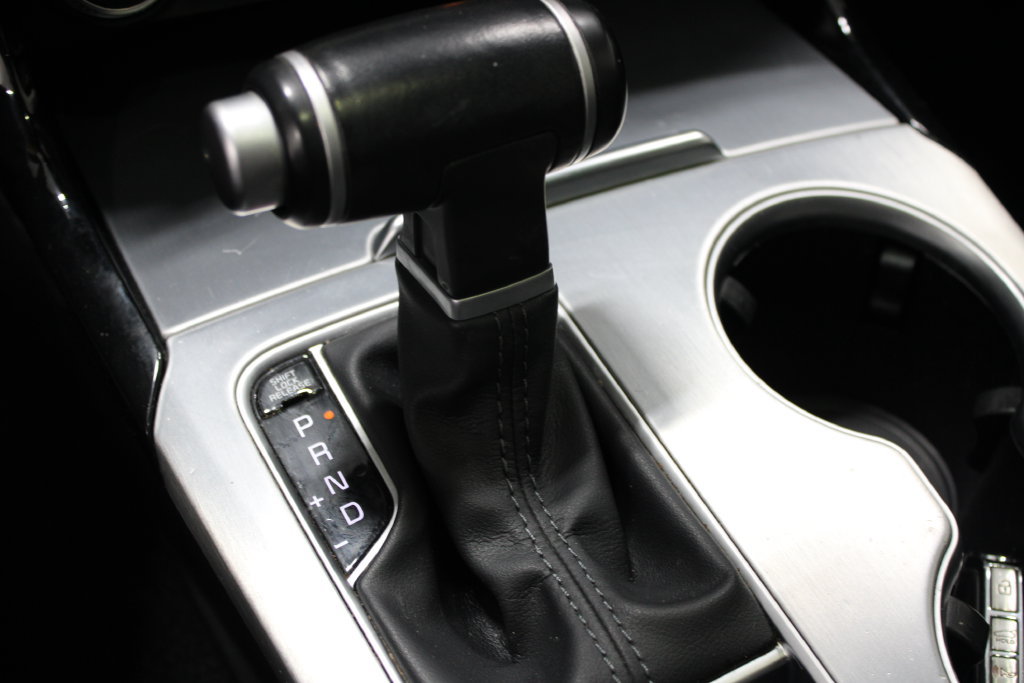 Used 2020 Kia Stinger GT1 RWD image 39