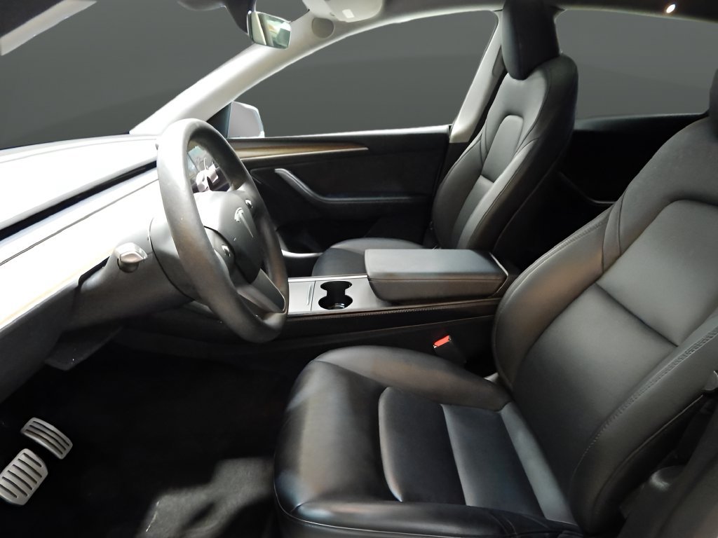 Used 2023 Tesla Model Y Long Range AWD/4WD image 13