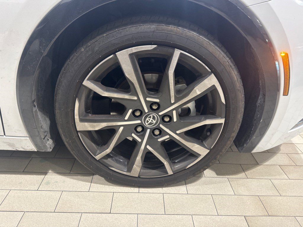 Used 2026 Toyota Prius Plug-In Hybrid FWD image 47
