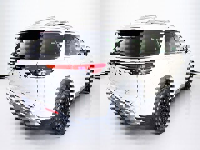 Certified 2023 Nissan Pathfinder SL w/ SL Premium Package image 5