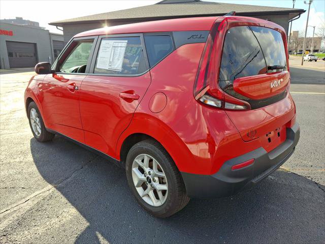 Used 2022 Kia Soul LX w/ Technology Package FWD image 21