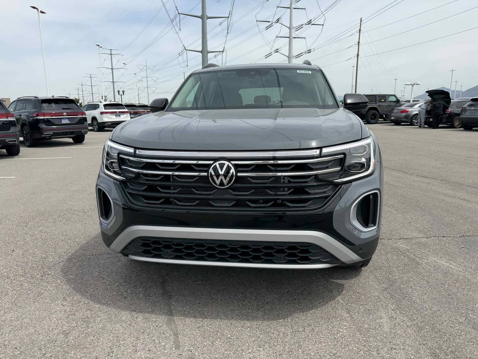 New 2026 Volkswagen Atlas Peak Edition AWD/4WD image 10