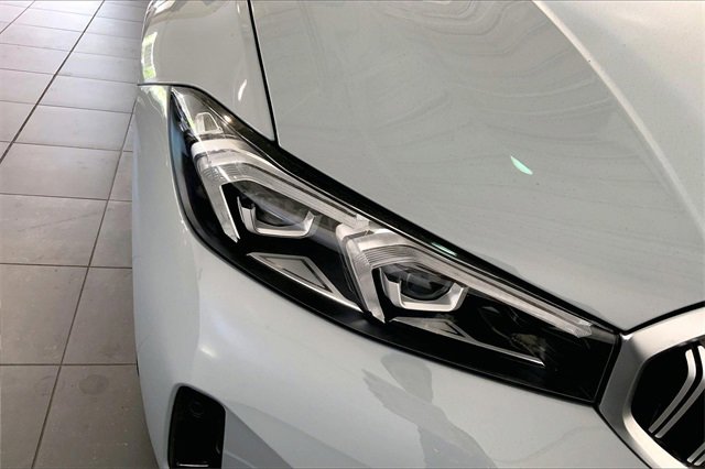 Certified 2023 BMW 330i Sedan w/ M Sport Package image 28