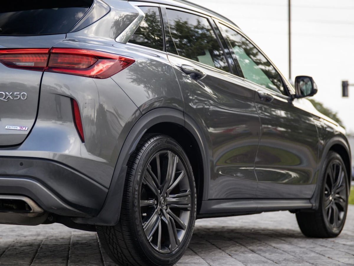 Used 2020 INFINITI QX50 Essential w/ Edition 30 Package FWD image 15